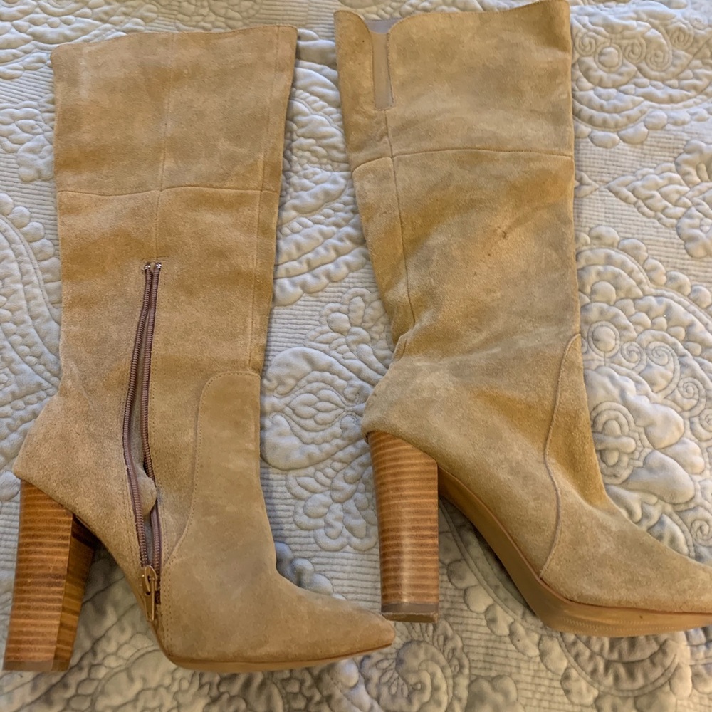 Gorgeous Knee high boots